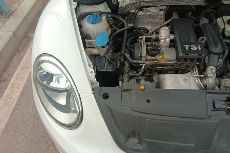 Used Volkswagen Beetle 2014 1.2TSI Fashion Edition Engine Bay Right