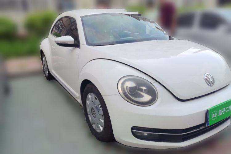 Used Volkswagen Beetle 2014 1.4TSI Fashion Edition Front Right 45 Deg