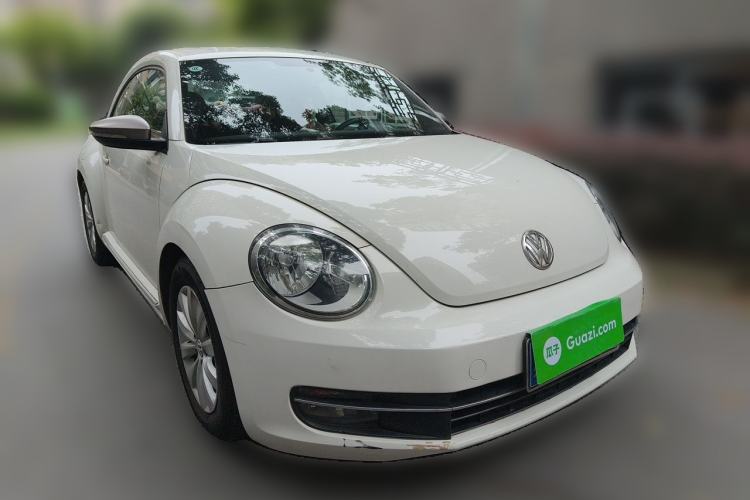 Used Volkswagen Beetle 2014 1.2TSI Fashion Edition Front Right 45 Deg