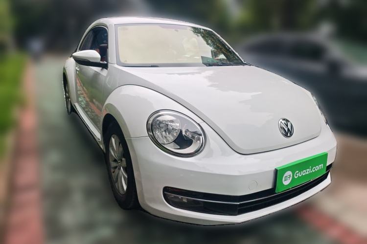 Used Volkswagen Beetle 2014 1.2TSI Fashion Edition Front Right 45 Deg