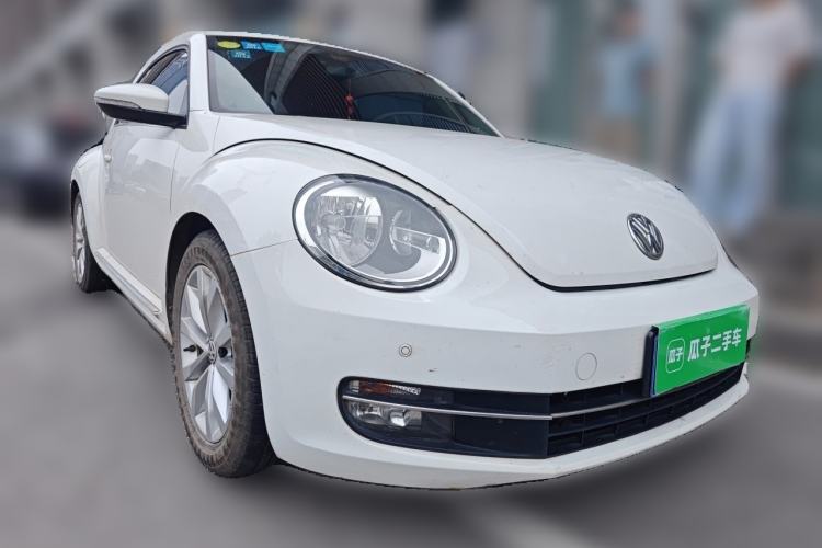 Used Volkswagen Beetle 2014 1.4TSI Fashion Edition Front Right 45 Deg