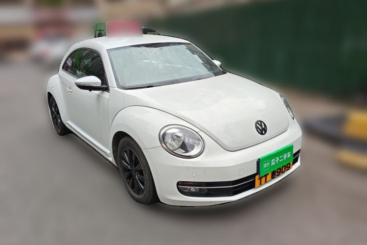 Used Volkswagen Beetle 2014 1.2TSI Fashion Edition Front Right 45 Deg