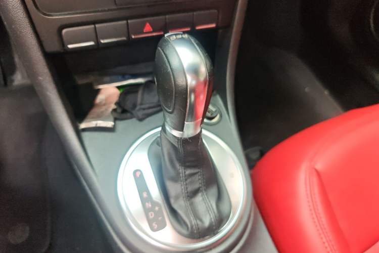 Used Volkswagen Beetle 2014 1.2TSI Fashion Edition Gear Lever