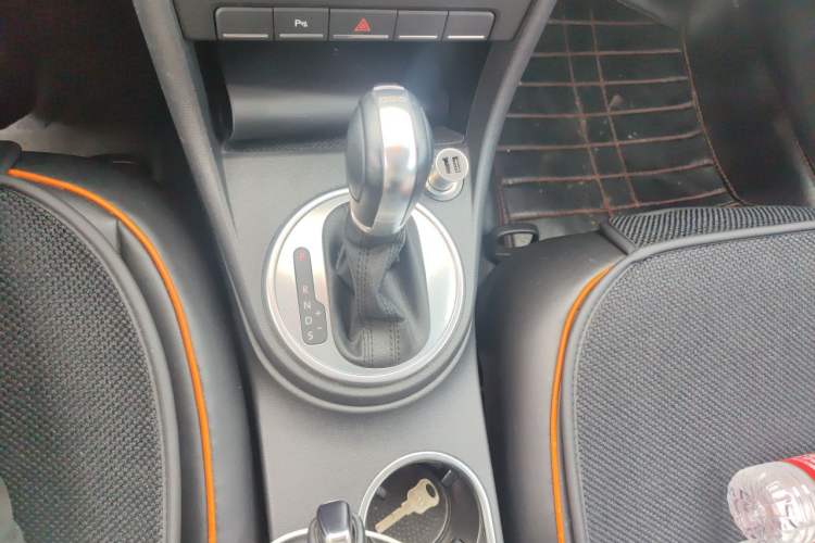 Used Volkswagen Beetle 2014 1.2TSI Comfort Model Gear Lever