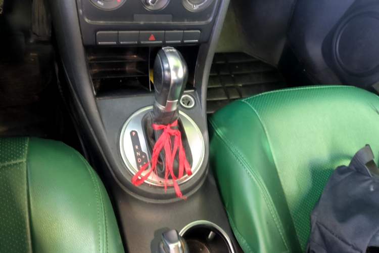 Used Volkswagen Beetle 2014 1.4TSI Fashion Edition Gear Lever