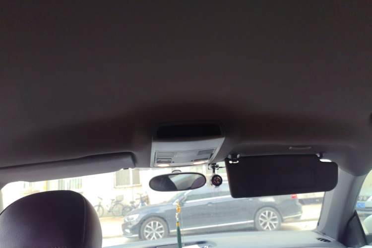 Used Volkswagen Beetle 2014 1.4TSI Fashion Edition Headliner