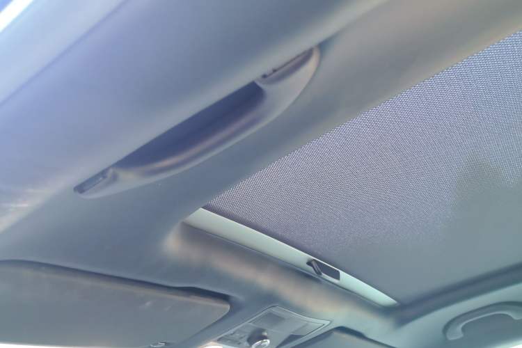 Used Volkswagen Beetle 2014 1.2TSI Comfort Model Headliner
