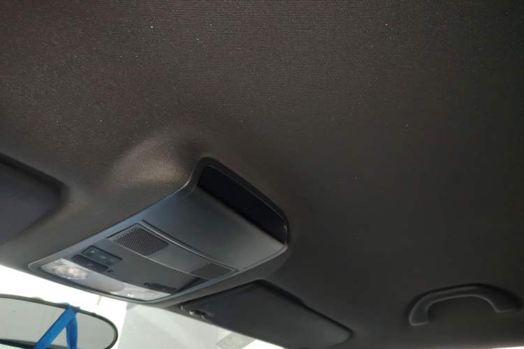 Used Volkswagen Beetle 2014 1.4TSI Fashion Edition Headliner