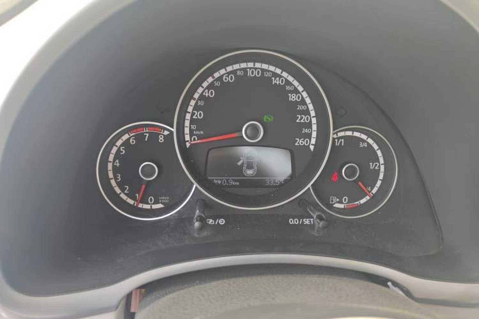 Used Volkswagen Beetle 2014 1.4TSI Comfort Model Instrument Cluster