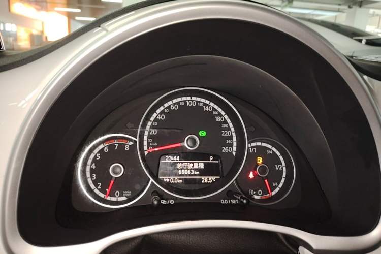 Used Volkswagen Beetle 2014 1.4TSI Fashion Edition Instrument Cluster