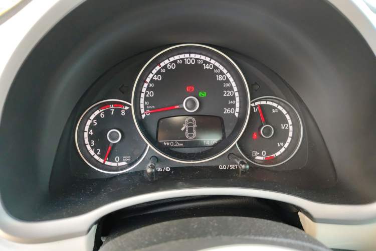 Used Volkswagen Beetle 2014 1.2TSI Fashion Edition Instrument Cluster