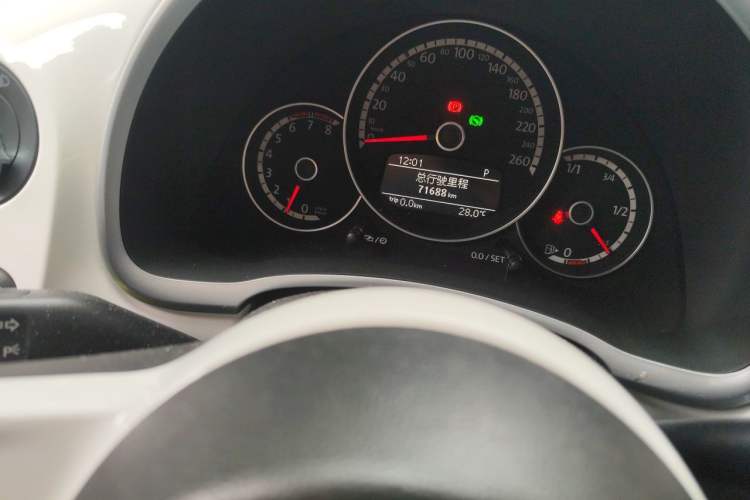 Used Volkswagen Beetle 2014 1.4TSI Fashion Edition Instrument Cluster