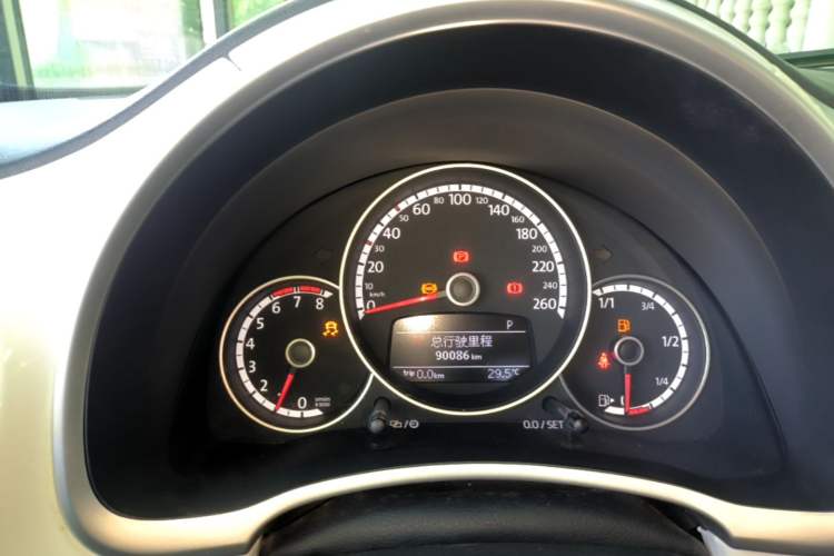 Used Volkswagen Beetle 2014 1.4TSI Fashion Edition Instrument Cluster