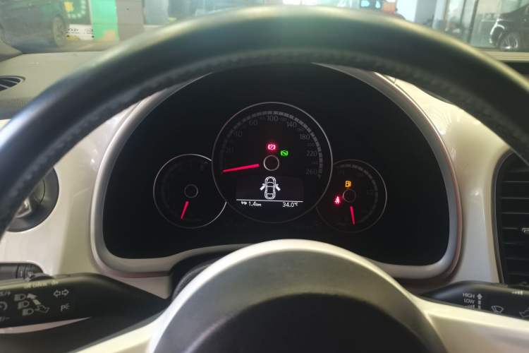 Used Volkswagen Beetle 2014 1.2TSI Fashion Edition Instrument Cluster