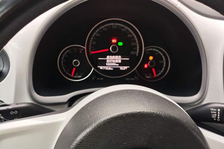 Used Volkswagen Beetle 2014 1.2TSI Fashion Edition Instrument Cluster