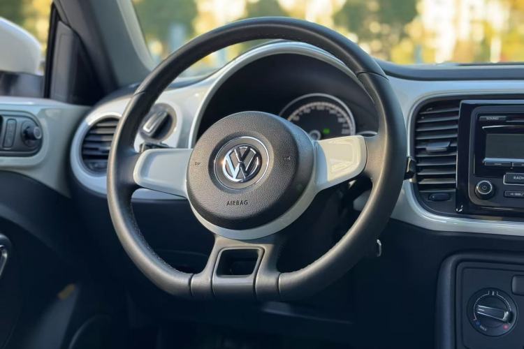 Used Volkswagen Beetle 2014 1.2TSI Fashion Edition Interior 6