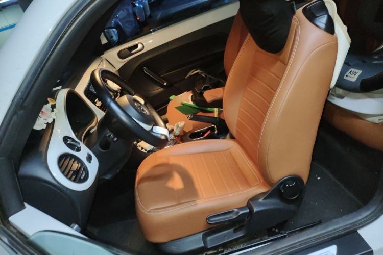 Used Volkswagen Beetle 2014 1.2TSI Fashion Edition Left Front Seat