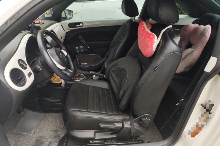 Used Volkswagen Beetle 2014 1.4TSI Fashion Edition Left Front Seat