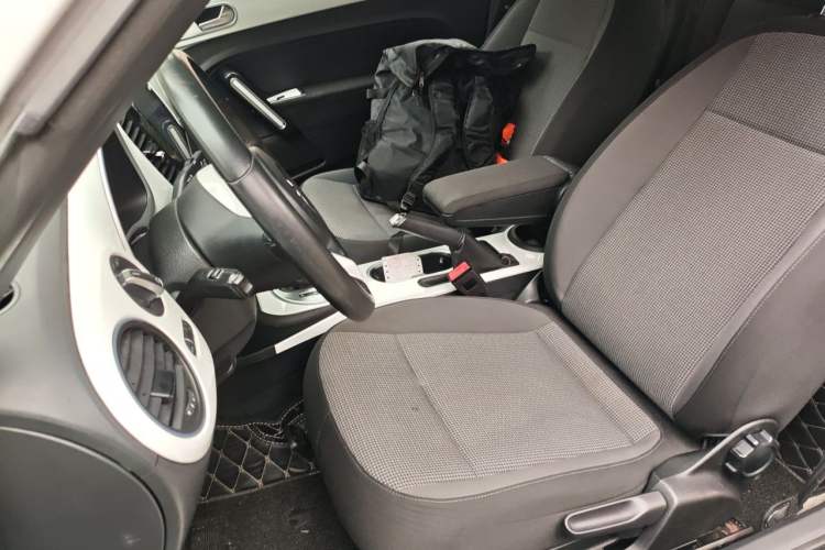Used Volkswagen Beetle 2014 1.2TSI Fashion Edition Left Front Seat