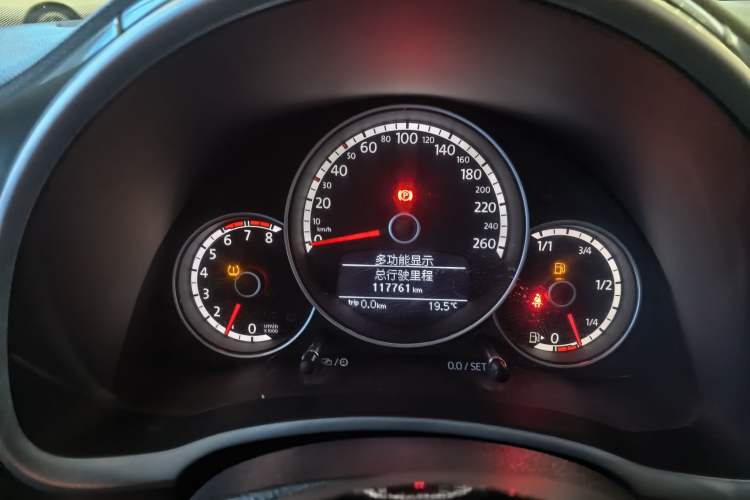 Used Volkswagen Beetle 2014 1.4TSI R-Line Odometer Close Up