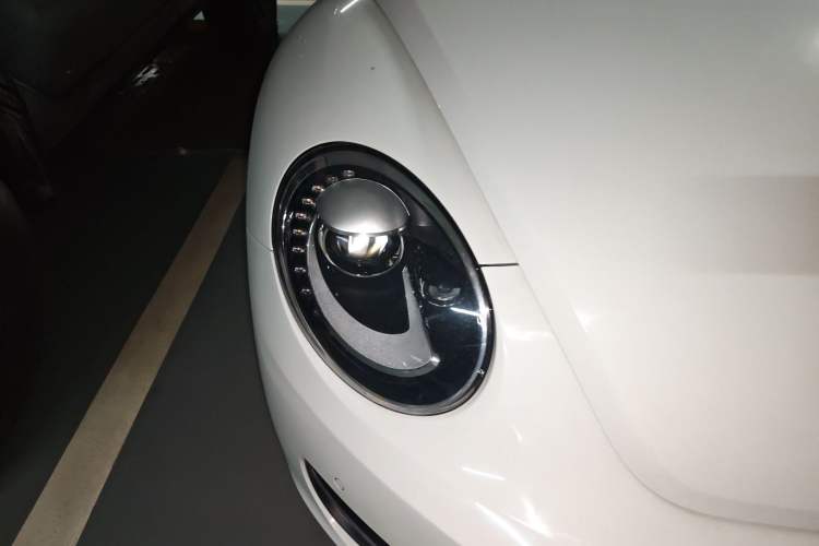 Used Volkswagen Beetle 2014 1.2TSI Comfort Model Right Front Headlight