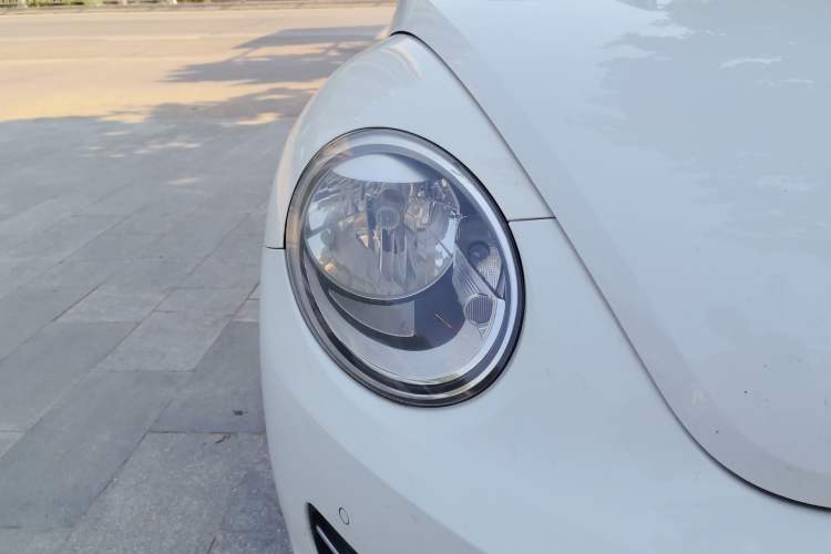 Used Volkswagen Beetle 2014 1.2TSI Comfort Model Right Front Headlight