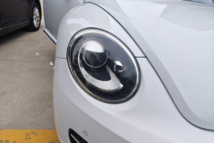 Used Volkswagen Beetle 2014 1.2TSI Fashion Edition Right Front Headlight