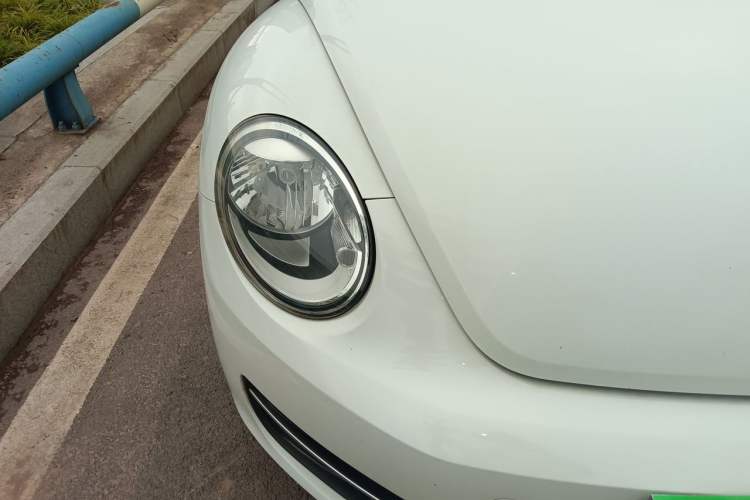 Used Volkswagen Beetle 2014 1.2TSI Fashion Edition Right Front Headlight