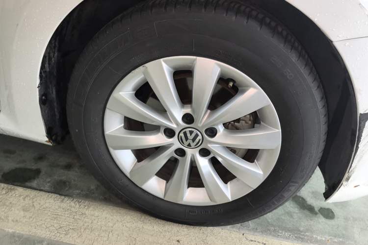 Used Volkswagen Beetle 2014 1.2TSI Fashion Edition Right Front Wheel Hub