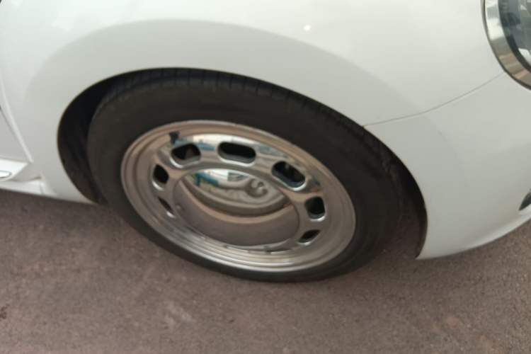 Used Volkswagen Beetle 2014 1.2TSI Fashion Edition Right Front Wheel Hub