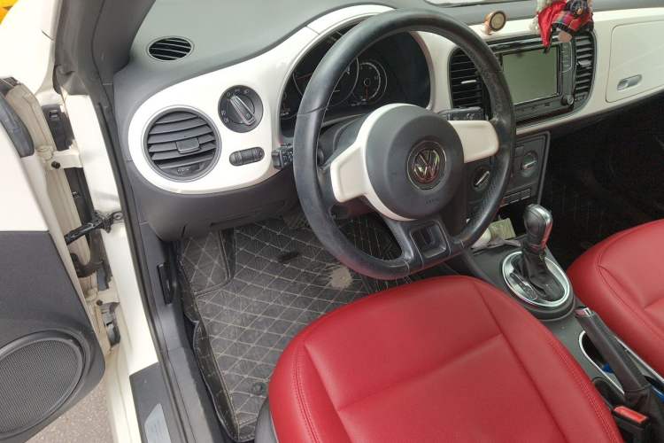 Used Volkswagen Beetle 2014 1.2TSI Fashion Edition Steering Wheel