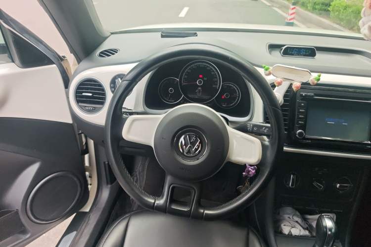 Used Volkswagen Beetle 2014 1.2TSI Fashion Edition Steering Wheel