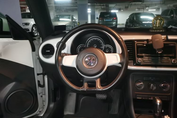 Used Volkswagen Beetle 2014 1.4TSI Fashion Edition Steering Wheel