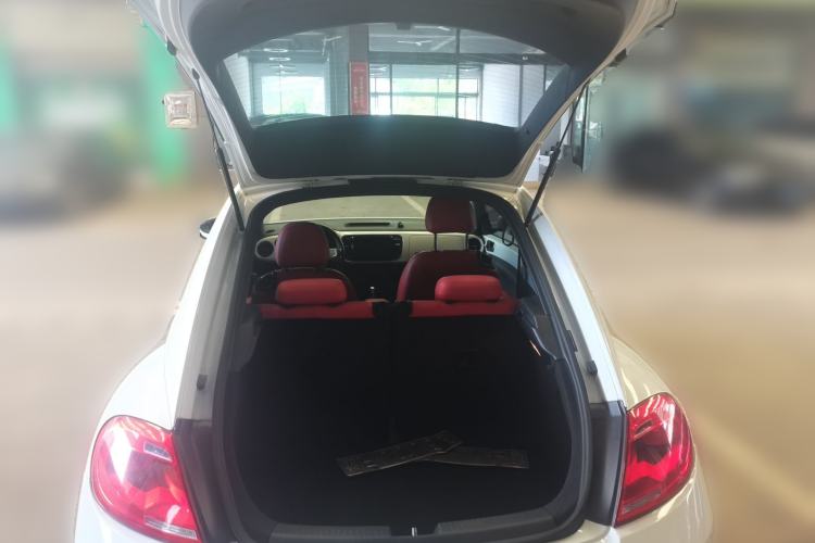 Used Volkswagen Beetle 2014 1.2TSI Fashion Edition Trunk