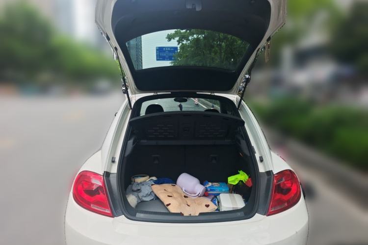 Used Volkswagen Beetle 2014 1.2TSI Fashion Edition Trunk