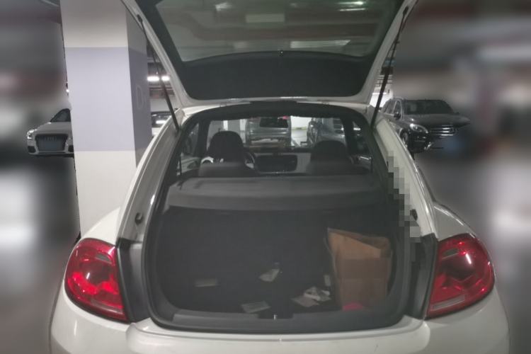 Used Volkswagen Beetle 2014 1.4TSI Fashion Edition Trunk