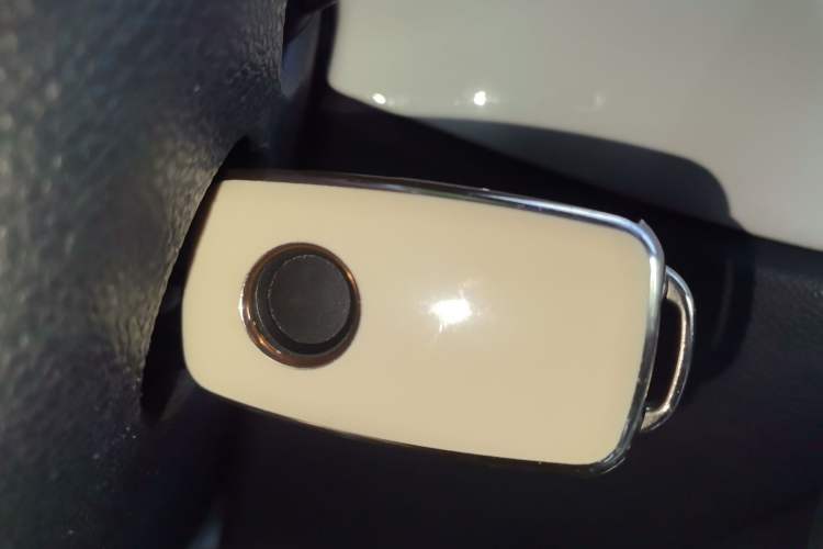 Used Volkswagen Beetle 2014 1.2TSI Comfort Model Vehicle Key