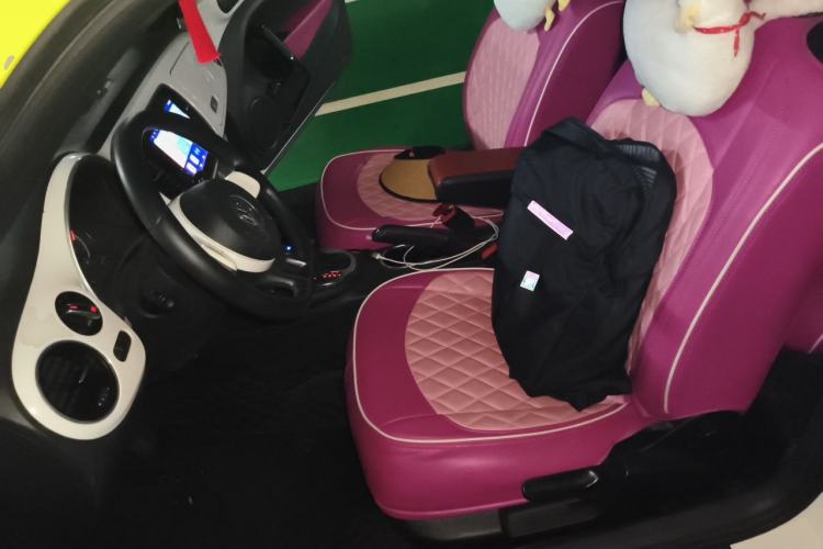 Used Volkswagen Beetle 2014 1.4TSI Fashion Edition Left Front Seat
