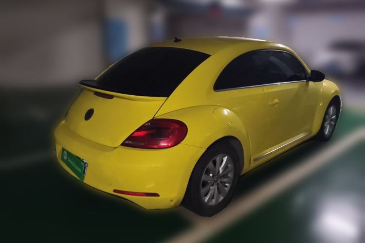 Used Volkswagen Beetle 2014 1.4TSI Fashion Edition Rear Right 45 Deg