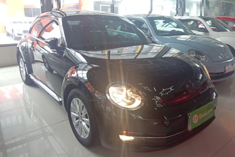 Used Volkswagen Beetle 2015 180TSI model Front Right 45 Deg
