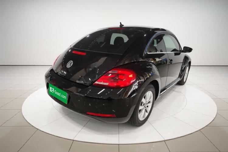 Used Volkswagen Beetle 2015 180TSI model Rear Right 45 Deg