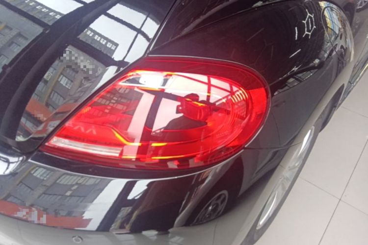Used Volkswagen Beetle 2015 180TSI model Right Rear Taillight