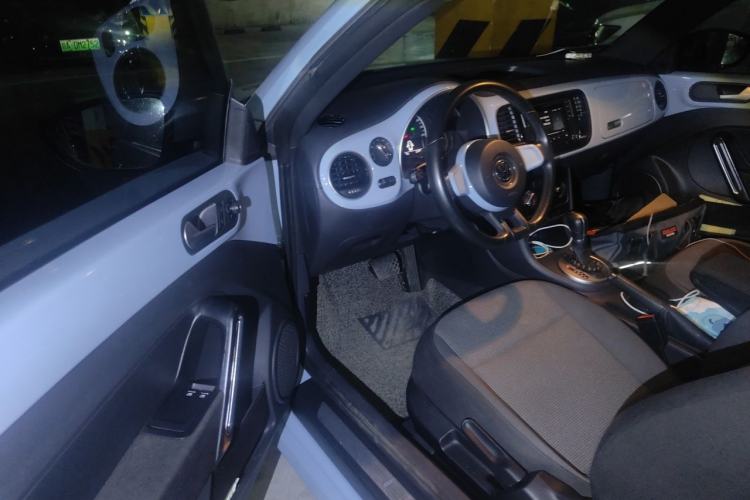 Used Volkswagen Beetle 2015 180TSI model Driver Seat