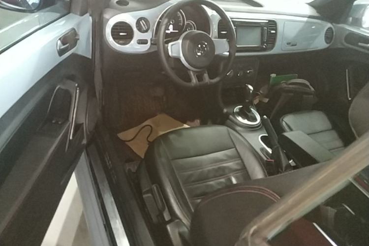 Used Volkswagen Beetle 2015 180TSI model Driver Seat