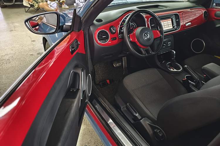 Used Volkswagen Beetle 2015 180TSI model Driver Seat
