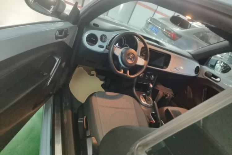 Used Volkswagen Beetle 2015 180TSI model Driver Seat