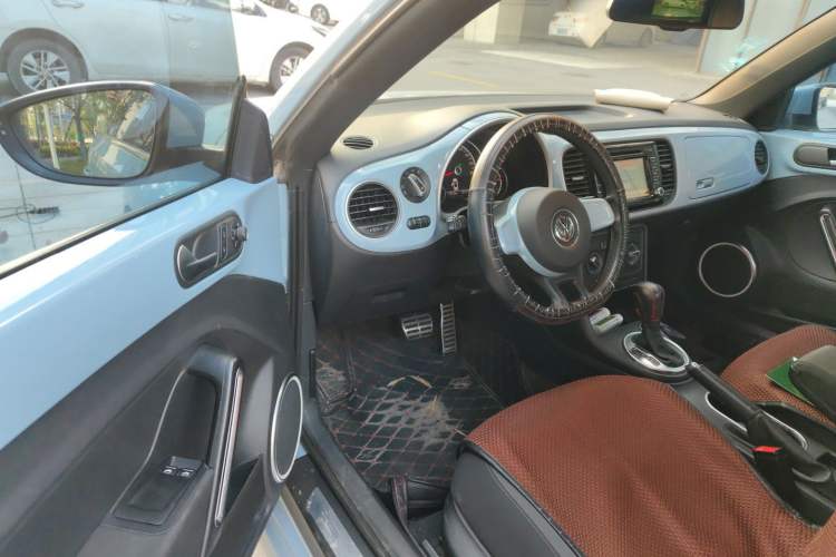 Used Volkswagen Beetle 2015 180TSI model Driver Seat
