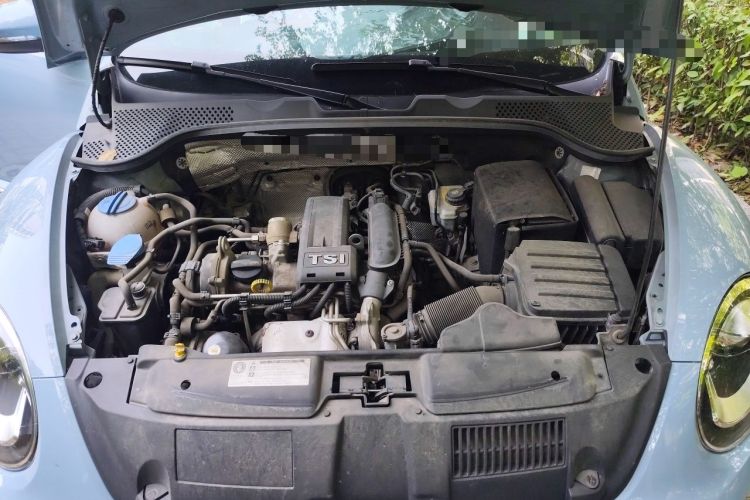 Used Volkswagen Beetle 2015 180TSI model Engine Bay