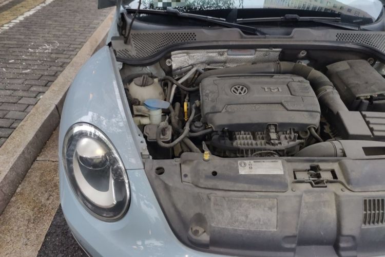 Used Volkswagen Beetle 2015 380TSI Engine Bay Right