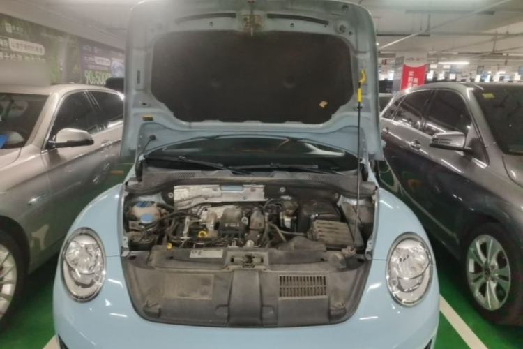 Used Volkswagen Beetle 2015 180TSI model Engine Bay